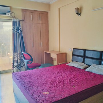 Bedroom in Studio Apartment at Supertech Ecociti, Sector 137 – for Rent