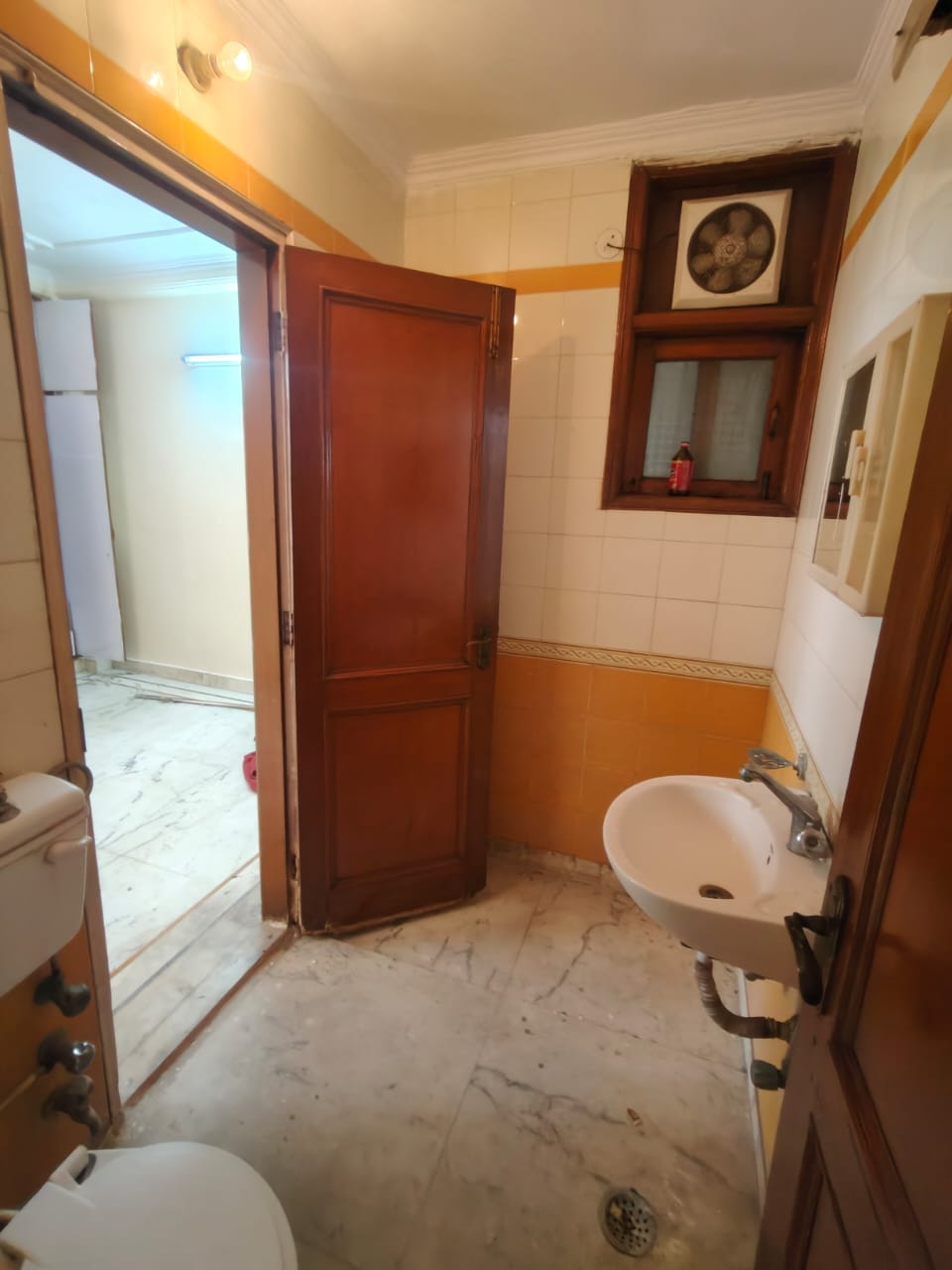 2 BHK + Servant Room Builder Floor For Rent in Malviya Nagar 