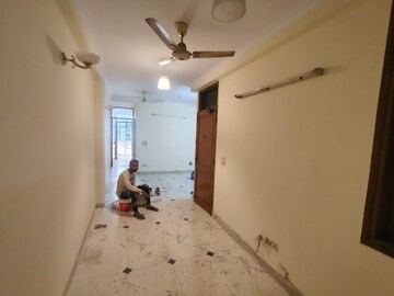 Room in 2 BHK Builder Floor at Malviya Nagar – for Rent