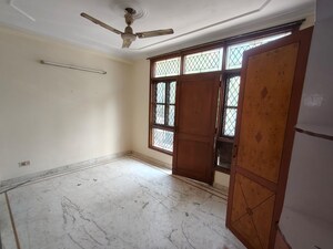 Room in 2 BHK Builder Floor at Malviya Nagar – for Rent
