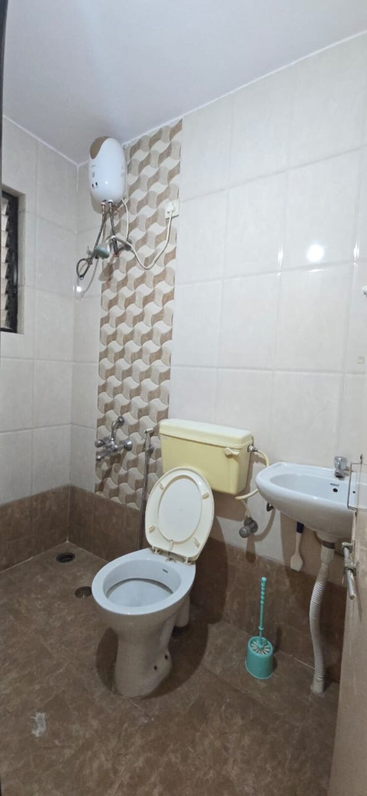 Bathroom, wadgaon sheri 1 Bedroom 634 Sq.Ft. Apartment In Wadgaon Sheri Pune 9297670