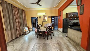Parking in 6 BHK Villa at Gamma I Greater Noida – for Sale