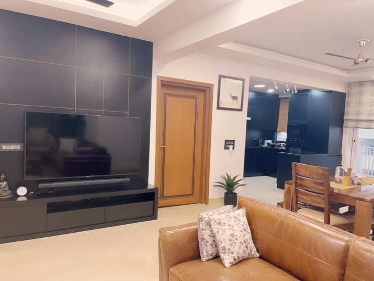 Living Room, emerald-green 4 Bedroom 2950 Sq.Ft. Apartment In Sector 52 Gurgaon 9297655
