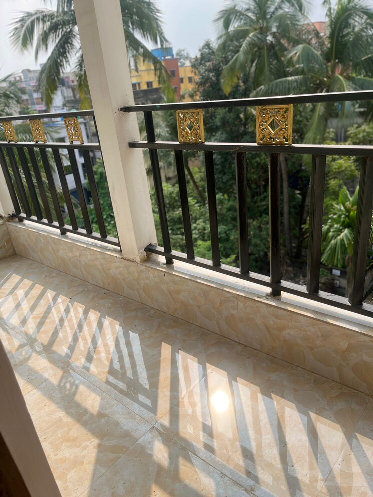 Balcony, bablatala 3 Bedroom 1085 Sq.Ft. Apartment In Bablatala Kolkata 9297647