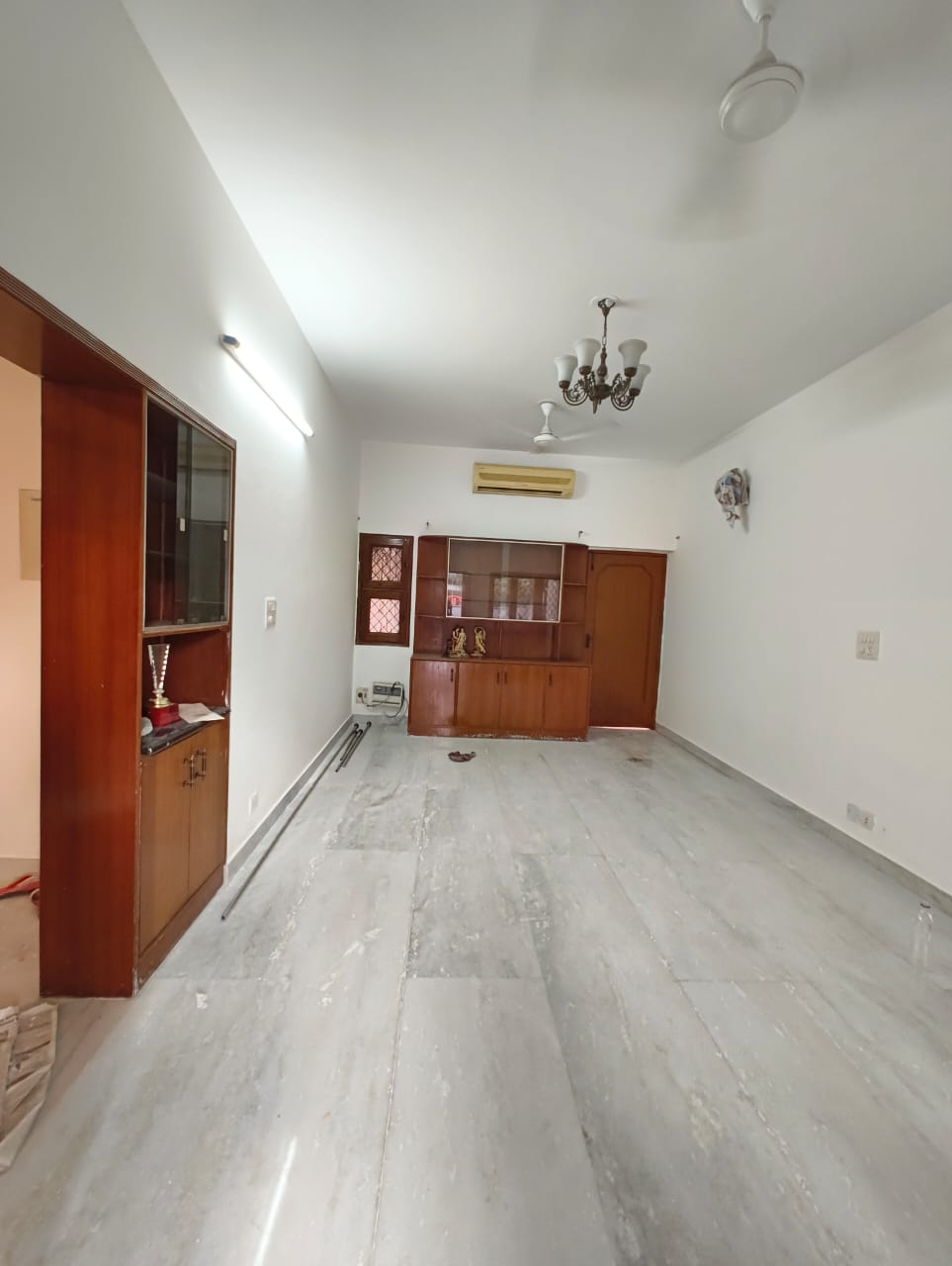 3 BHK + Pooja Room Builder Floor For Rent in Nehru Enclave 