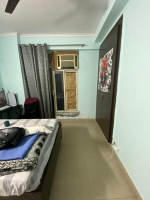 Bedroom in 2 BHK Independent House at Sector 46 – for Rent