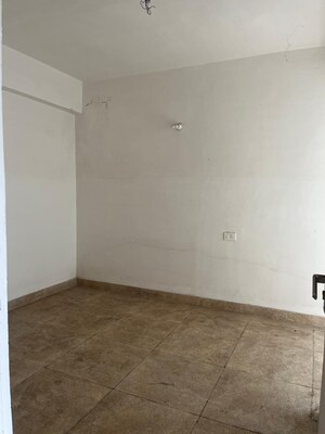 Room in 2 BHK Apartment at Chinar Park – for Sale