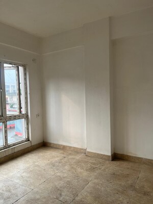2 BHK Apartment For Sale in Chinar Park