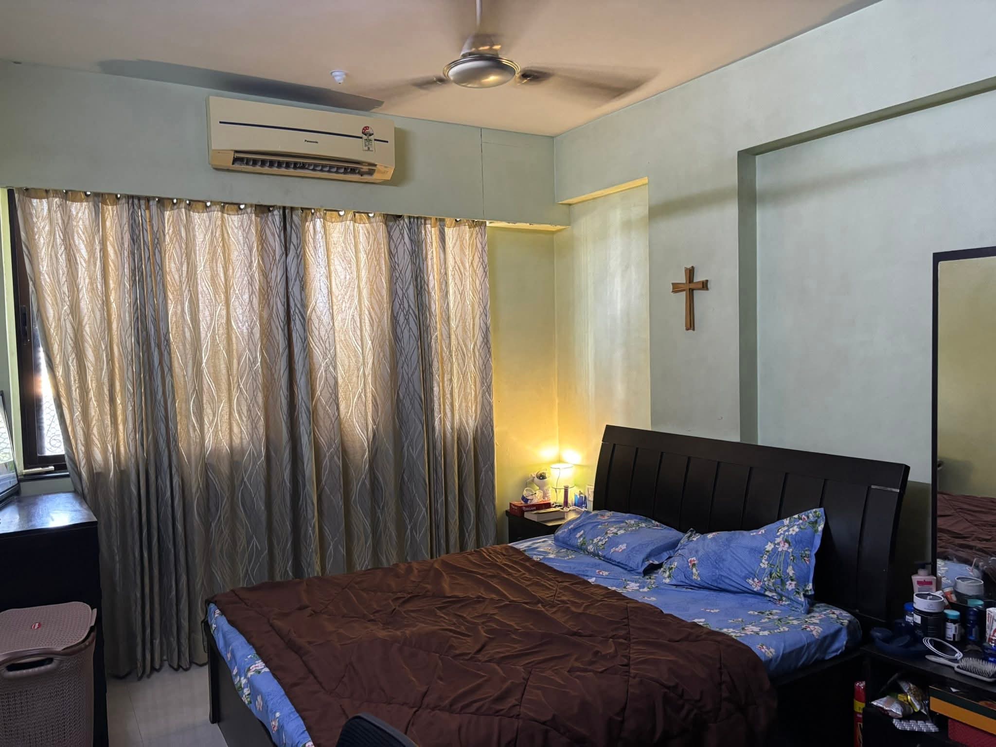Pg For Rent in Goregaon West 