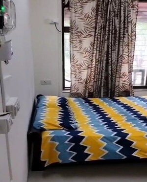 Bedroom in 2 BHK Apartment at Kukreja Sai Deep, Chembur – for Rent