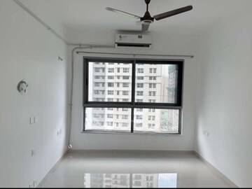 Furnished Amenities in 1 BHK Apartment at Kalpataru Immensa, Kolshet Road – for Rent