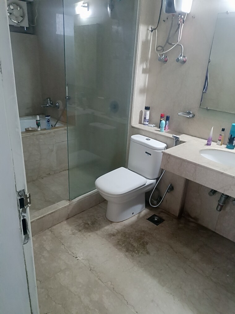 Bathroom, omaxe-the-nile 3 Bedroom 1900 Sq.Ft. Apartment In Sector 49 Gurgaon 9297886