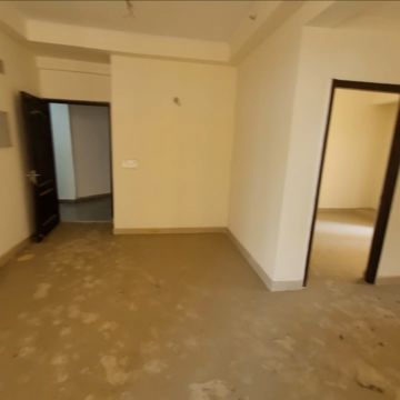 Room in 3 BHK Apartment at Amrapali Princely Estate, Sector 76 – for Sale