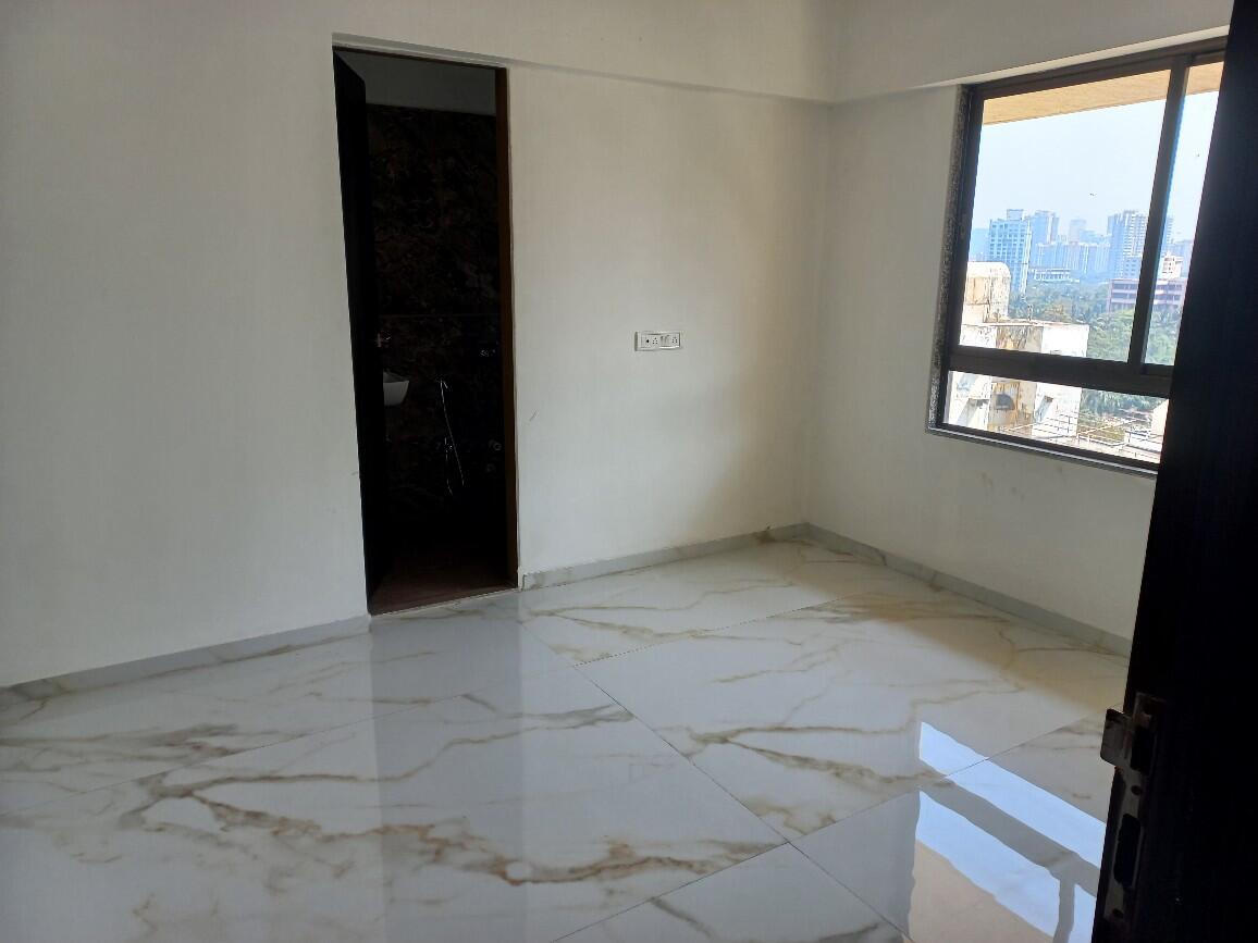 3 BHK + Servant Room Apartment For Rent in Versova View