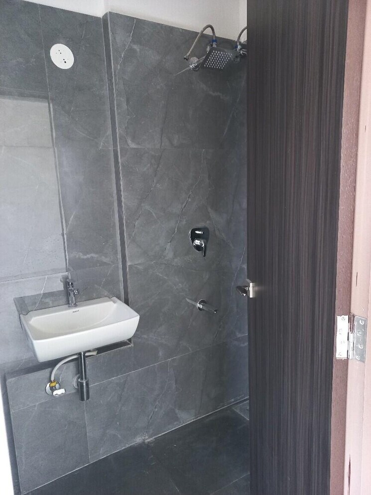 Bathroom, versova-view 3 Bedroom 1090 Sq.Ft. Apartment In Andheri West Mumbai 9297895