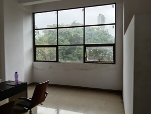 Room in  Office Space in IT/SEZ at Bhandup West – for Rent