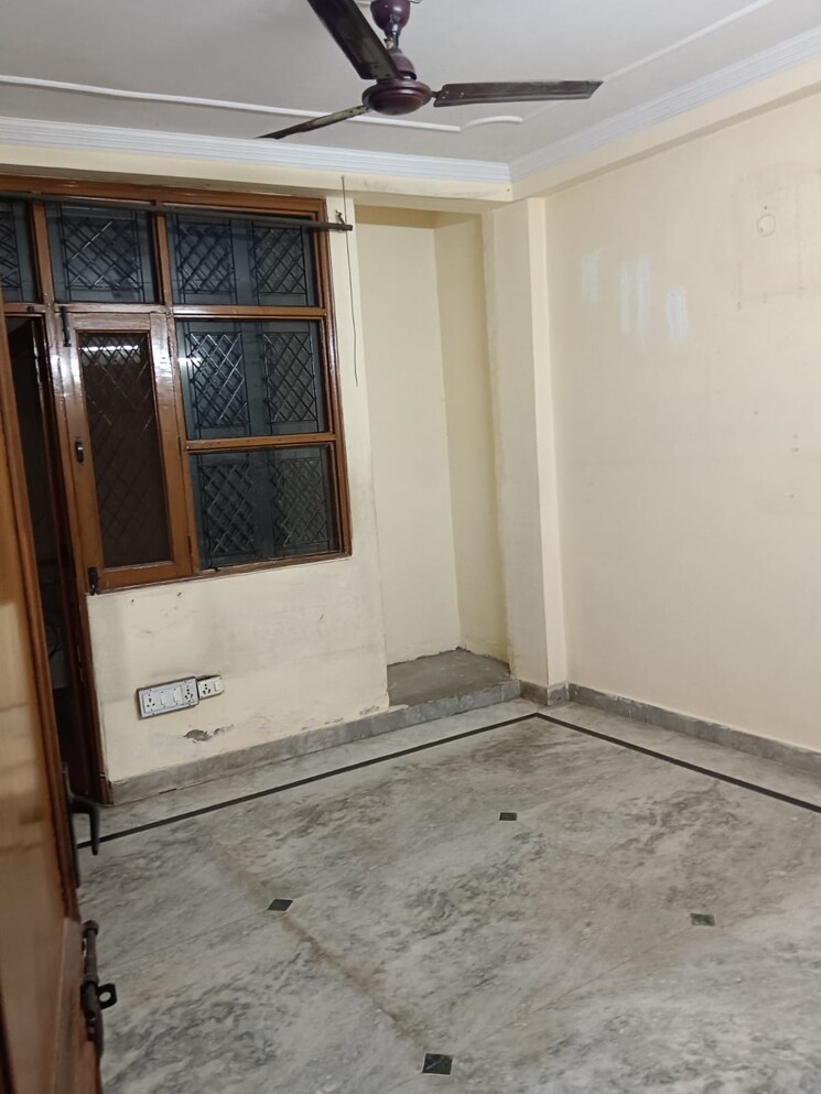 Room, malviya nagar 3 Bedroom 115 Sq.Yd. Builder Floor In Malviya Nagar Delhi 9298024