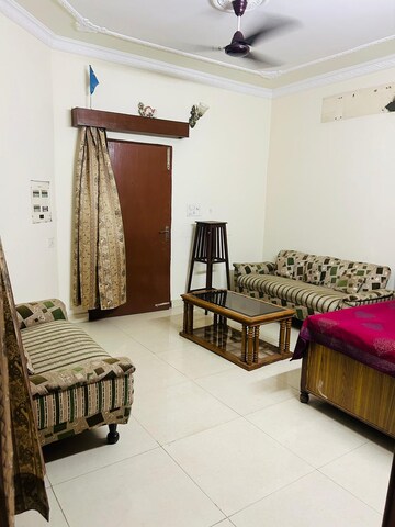 Living Room in 2 BHK Apartment at Sector 4 – for Rent