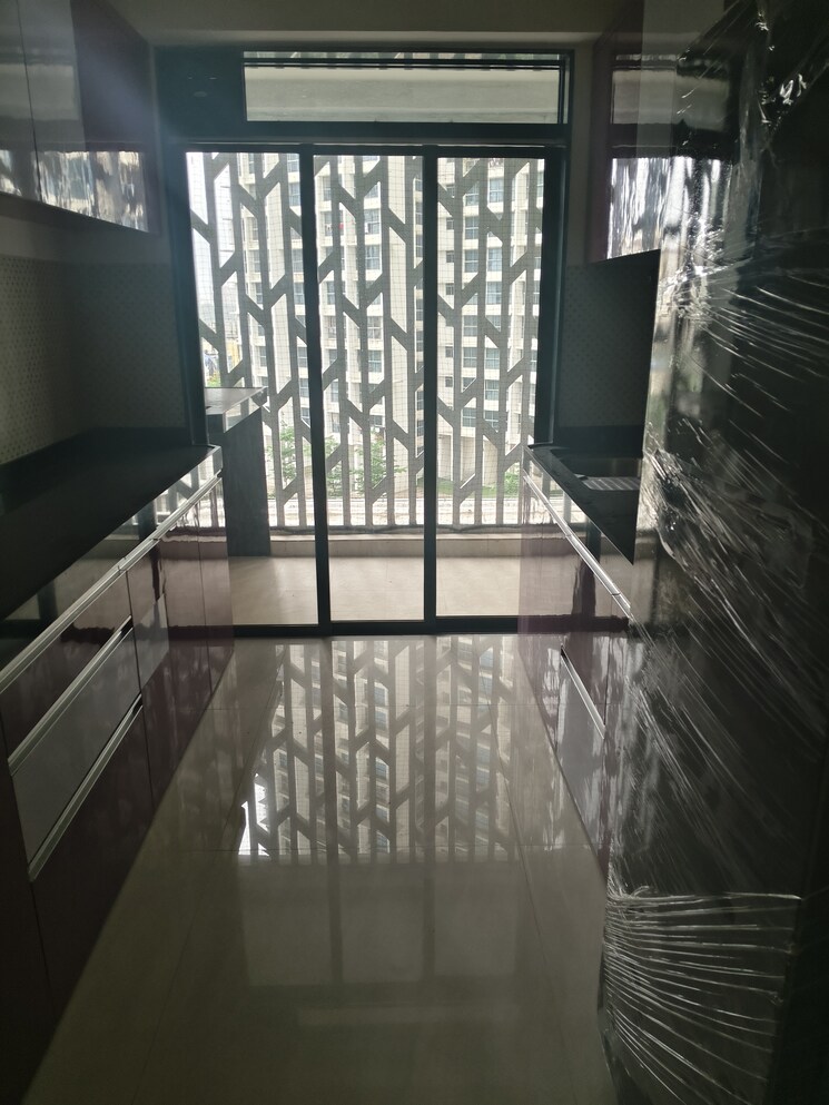 Balcony, veena-saaz 2 Bedroom 1160 Sq.Ft. Apartment In Kandivali East Mumbai 9298143