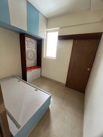 Room in 3 BHK Apartment at Arihant Amber, Sector 1 Greater Noida – for Sale