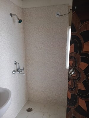 Furnished Amenities in 3 BHK Apartment at Royce Sentosa Parc, Raj Nagar Extension – for Rent