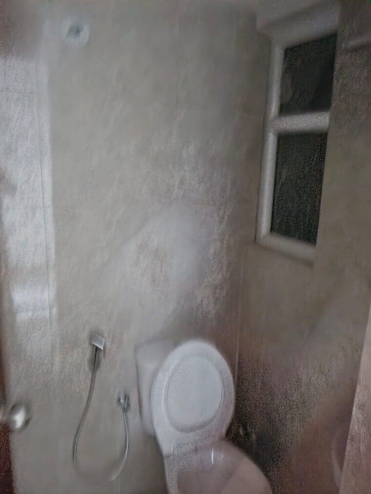 Bathroom, royce-sentosa-parc 3 Bedroom 1700 Sq.Ft. Apartment In Raj Nagar Extension Ghaziabad 9298169