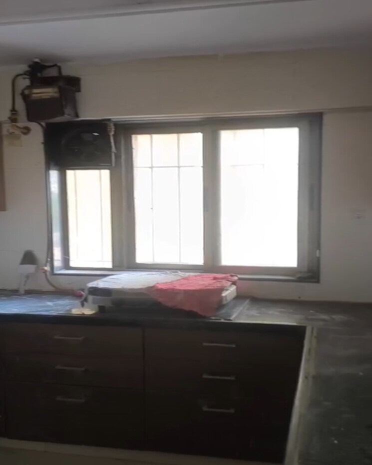 Kitchen, sri-nalini-apartments 3 Bedroom 1560 Sq.Ft. Apartment In Chembur Mumbai 9298155