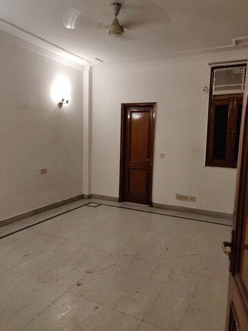 Room in 2 BHK Builder Floor at Greater Kailash I – for Rent