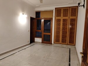 Room in 2 BHK Builder Floor at Greater Kailash I – for Rent
