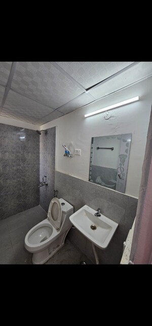 Bathroom in 2 BHK Apartment at Suncity Avenue 76, Sector 76 – for Rent