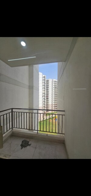 Balcony in 2 BHK Apartment at Suncity Avenue 76, Sector 76 – for Rent