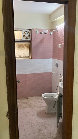 Bathroom in 3.5 BHK Apartment at Orris Aster Court, Sector 85 – for Rent