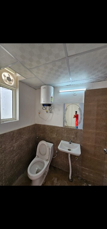 Bathroom in 2 BHK Apartment at Suncity Avenue 76, Sector 76 – for Rent