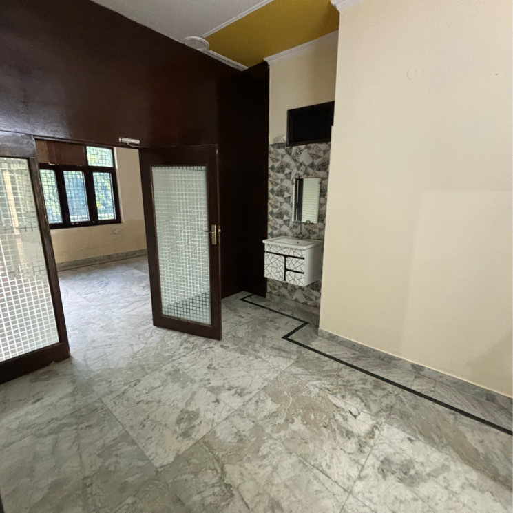 Room, rwa-apartments-sector-70 2.5 Bedroom 1650 Sq.Ft. Independent House In Sector 70 Noida 9298226