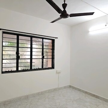 Room in 2 BHK Builder Floor at Kharadi – for Rent