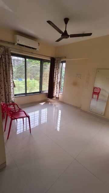 Room in 2 BHK Apartment at Mumbai Jai Raj Ratna, Goregaon West – for Sale