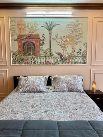 Bedroom in 2 BHK Apartment at Nahars Everest, Versova – for Rent