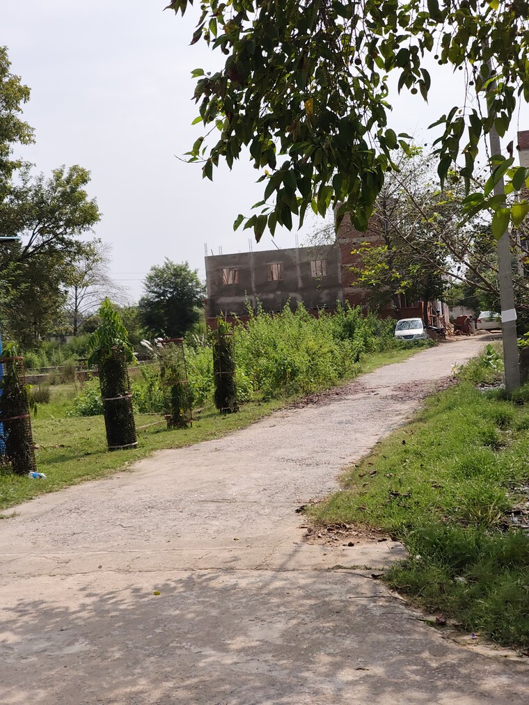 undefined, bakshi ka talab  1000 Sq.Ft. Plot In Bakshi Ka Talab Lucknow 9298285