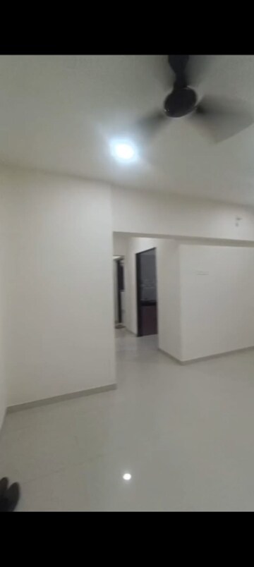 Room in 3 BHK Apartment at Swaroop Harmony, Vakola – for Rent