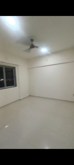 Room in 3 BHK Apartment at Swaroop Harmony, Vakola – for Rent