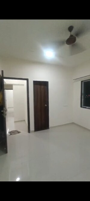 Room in 3 BHK Apartment at Swaroop Harmony, Vakola – for Rent