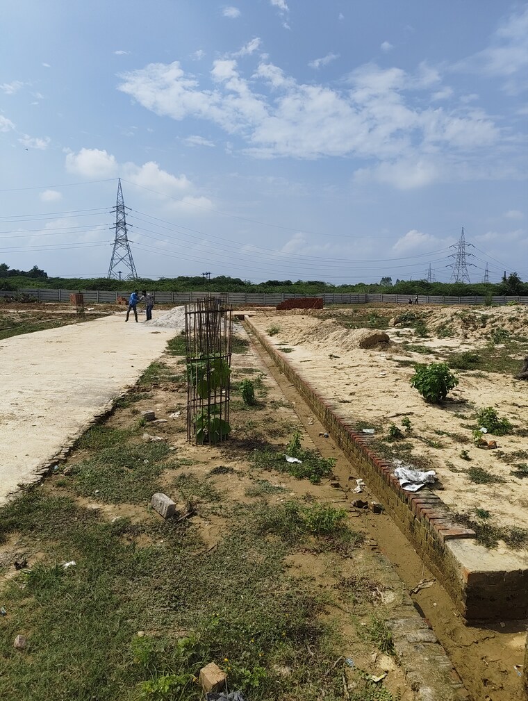 undefined, bakshi ka talab  1000 Sq.Ft. Plot In Bakshi Ka Talab Lucknow 9298285