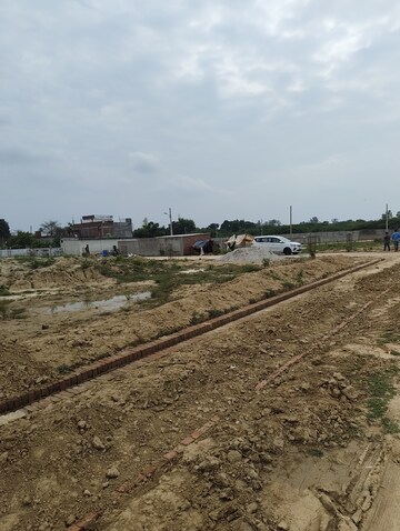 Plot Area in  Plot at Bakshi Ka Talab – for Sale