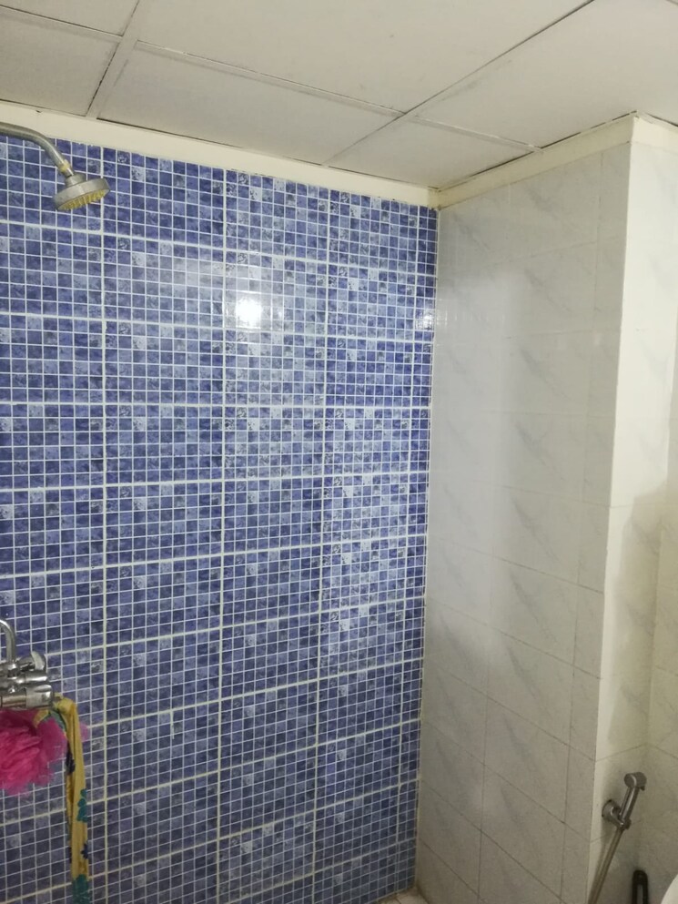 Bathroom, alpha 1 greater noida 2 Bedroom 1100 Sq.Ft. Apartment In Alpha 1 Greater Noida Greater Noida 9298320