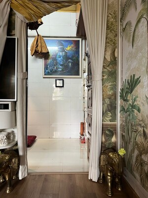 Master Bedroom in 3 BHK Apartment at Globe Heights, Goregaon East – for Sale