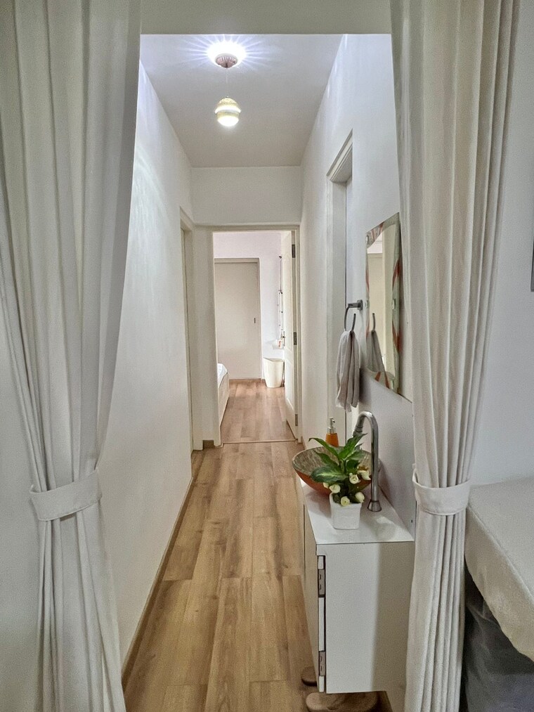 Living Room, globe-heights 3 Bedroom 1200 Sq.Ft. Apartment In Goregaon East Mumbai 9298295