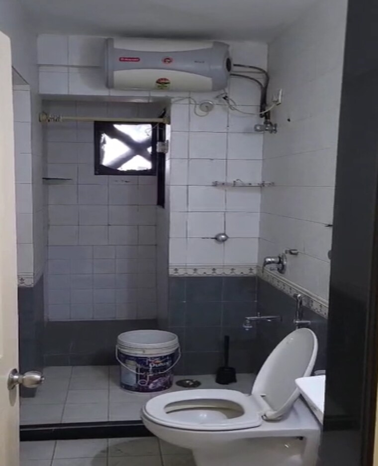 Bathroom, ashok-kumar-tower 2 Bedroom 975 Sq.Ft. Apartment In Chembur Mumbai 9298292