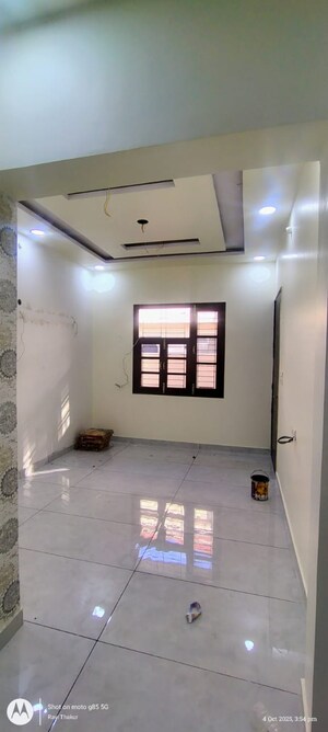 Room in 3 BHK Independent House at Jankipuram – for Sale