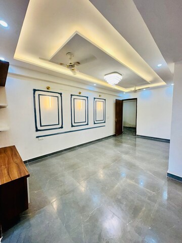 Room in 2 BHK Builder Floor at Knowledge Park V Greater Noida – for Sale