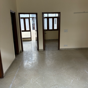 Room in 3 BHK Independent House at Sector 52 – for Sale